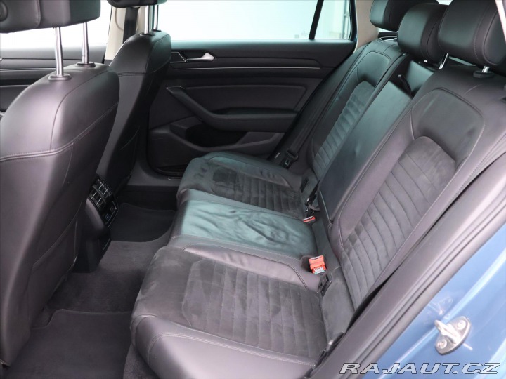 Volkswagen Passat 2,0 TDI 110kW Highline LE 2015