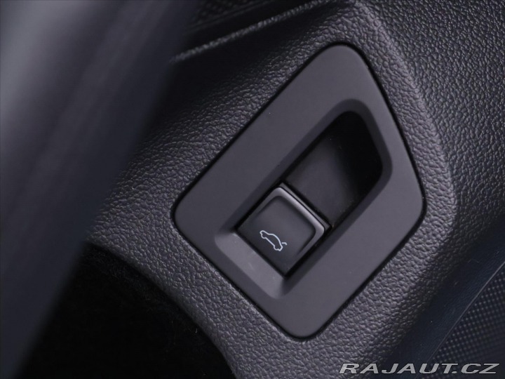 Volkswagen Passat 2,0 TDI 110kW Highline LE 2015