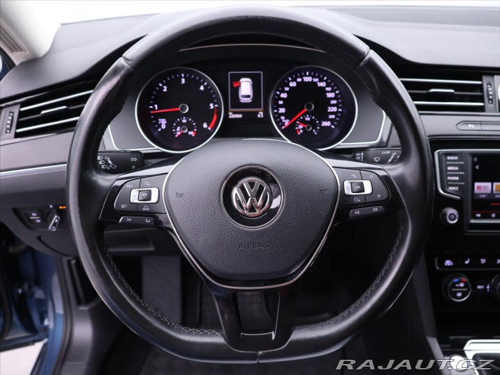 Volkswagen Passat 2,0 TDI 110kW Highline LE 2015