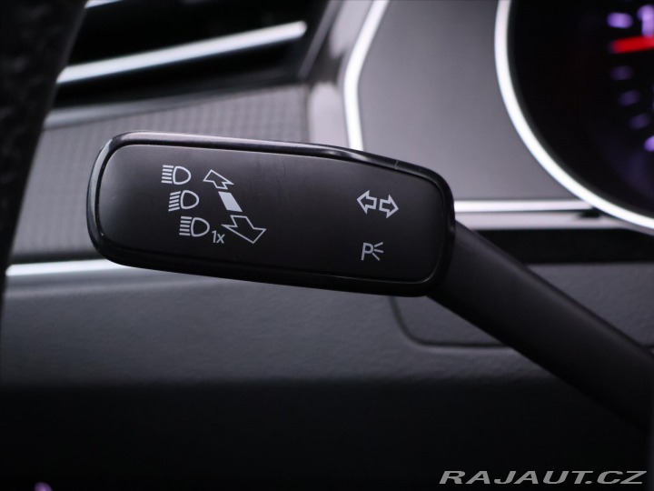 Volkswagen Passat 2,0 TDI 110kW Highline LE 2015