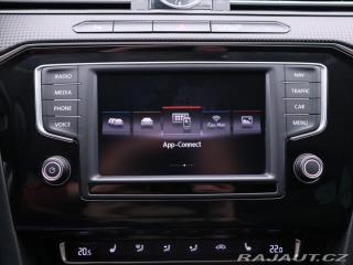 Volkswagen Passat 2,0 TDI 110kW Highline LE 2015