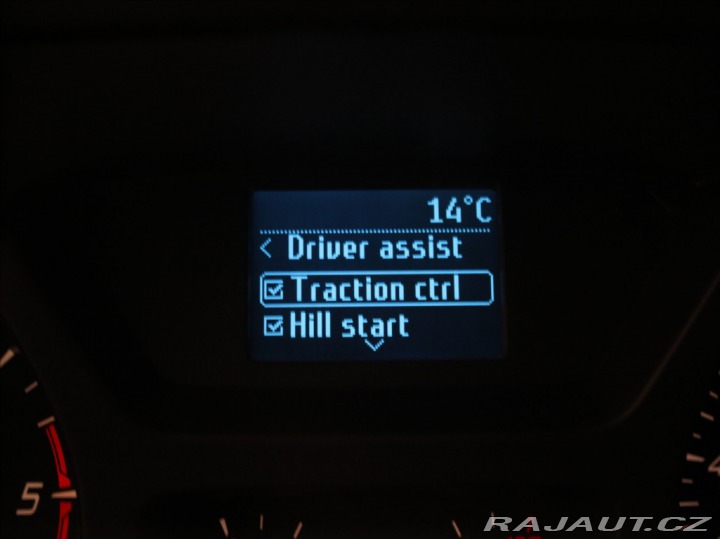 Ford Tourneo Custom 2,2 TDCi 92kW 9-míst ČR.D 2013