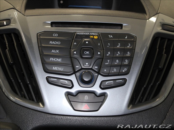 Ford Tourneo Custom 2,2 TDCi 92kW 9-míst ČR.D 2013