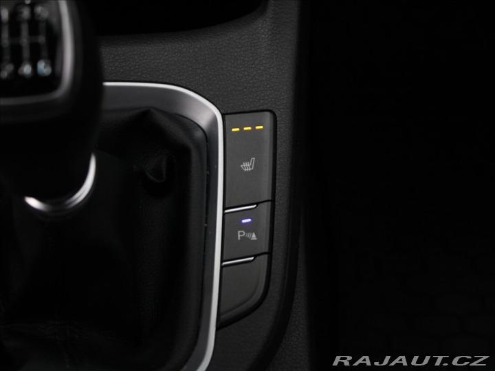 Hyundai i30 1,6 CRDi Smart KAMERA LED 2021