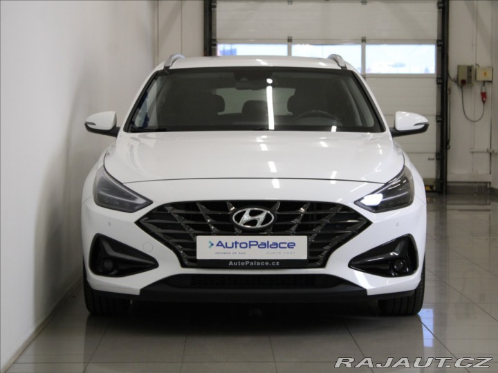 Hyundai i30 1,6 CRDi Smart KAMERA LED 2021