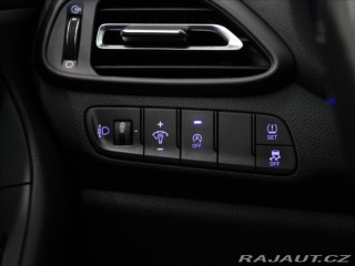 Hyundai i30 1,6 CRDi Smart KAMERA LED 2021