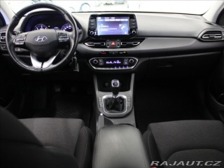 Hyundai i30 1,6 CRDi Smart KAMERA LED 2021