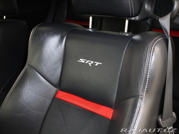 Dodge Challenger 6,1 SRT-8 431k.AT 41 860k 2010