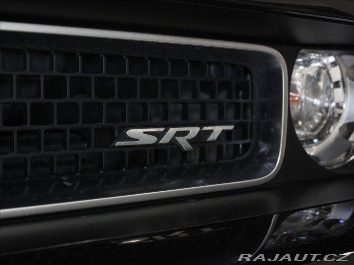 Dodge Challenger 6,1 SRT-8 431k.AT 41 860k 2010