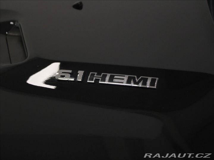 Dodge Challenger 6,1 SRT-8 431k.AT 41 860k 2010