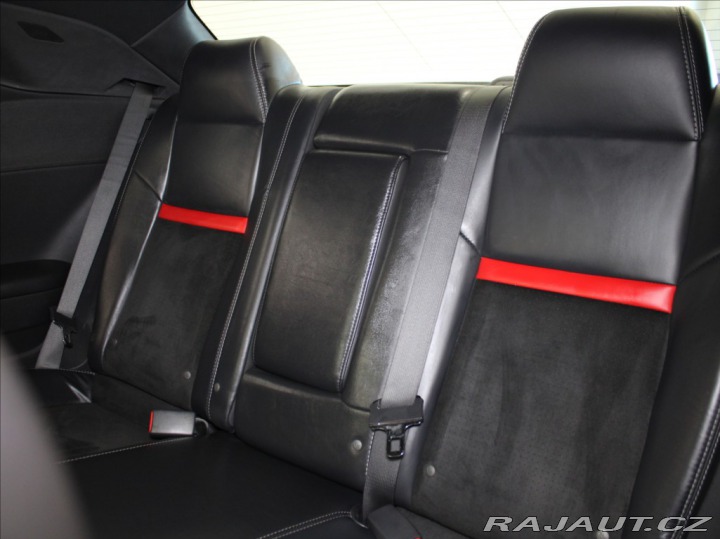 Dodge Challenger 6,1 SRT-8 431k.AT 41 860k 2010