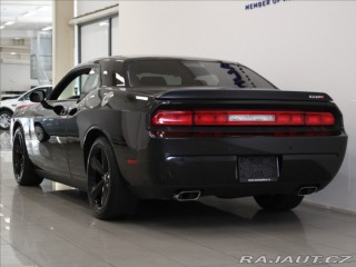 Dodge Challenger 6,1 SRT-8 431k.AT 41 860k 2010