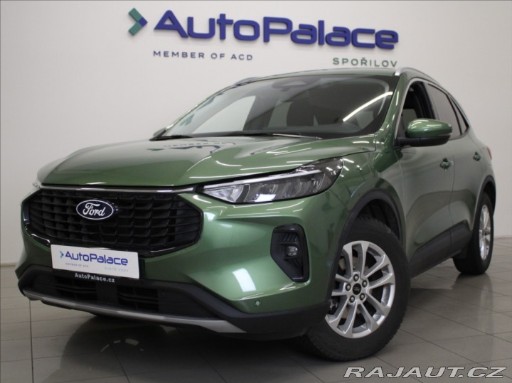Ford Kuga 1,5 EBoost Titan. 5L. ZÁR 2024