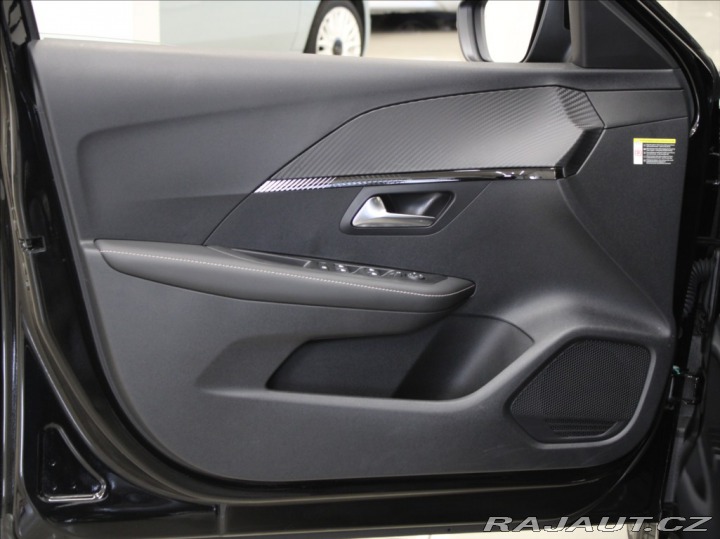 Peugeot 208 1,2 Hybrid 100k. AT Allur 2025