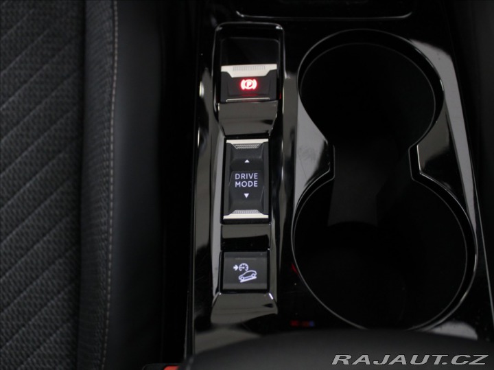 Peugeot 2008 1,2 PT 96kW AT Allure 32t 2024