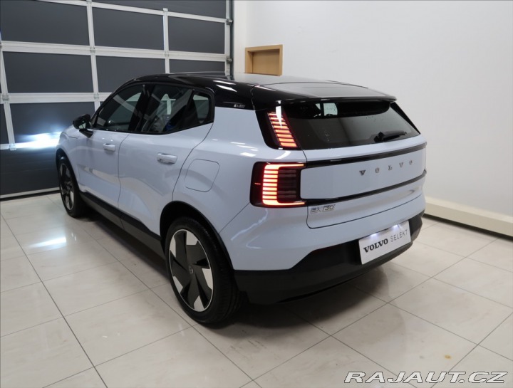 Volvo EX30 Single RWD PLUS 2025