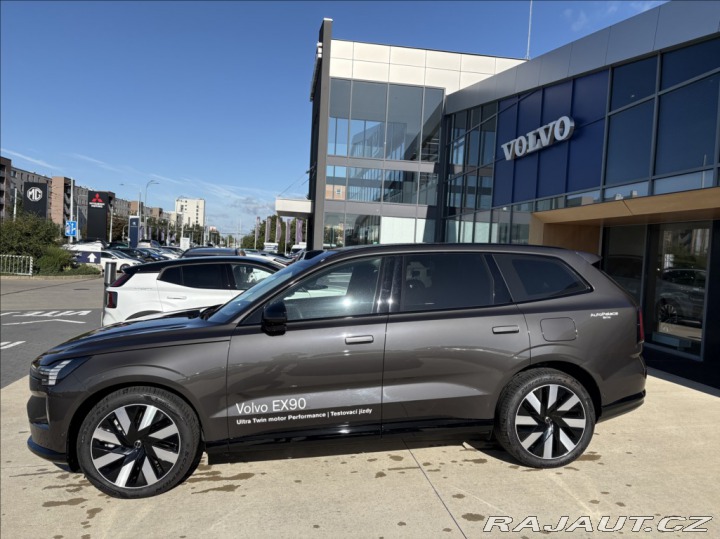 Volvo EX90 0,0   ULTRA Twin motor Pe 2025