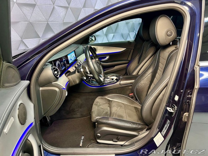 Mercedes-Benz E 220d 4MATIC AMG, NAVI, LE 2018