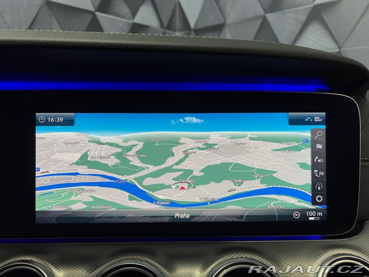 Mercedes-Benz E 220d 4MATIC AMG, NAVI, LE 2018