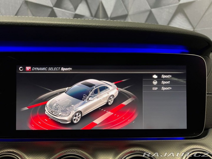 Mercedes-Benz E 220d 4MATIC AMG, NAVI, LE 2018