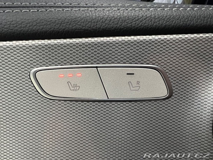 Mercedes-Benz E 220d 4MATIC AMG, NAVI, LE 2018