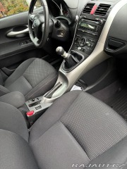 Toyota Auris 1,6 97 kW, původ Česká 1800