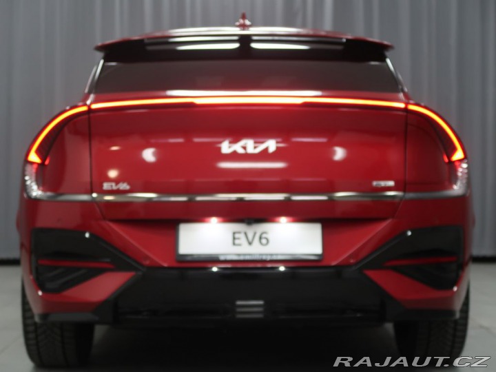 Kia EV6  2025