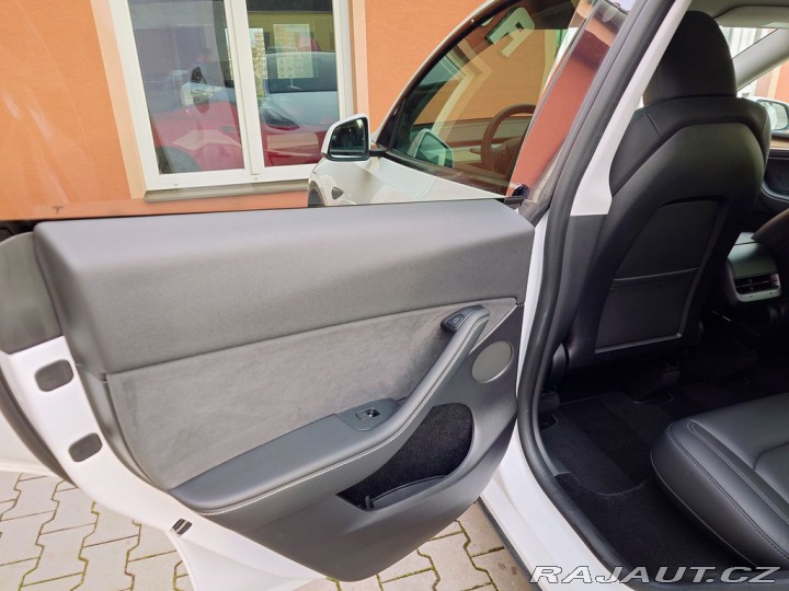 Tesla Model Y Standard Range 220 kW SOH 2023