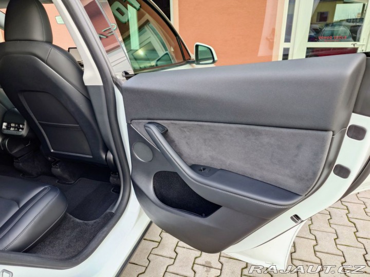 Tesla Model Y Standard Range 220 kW SOH 2023