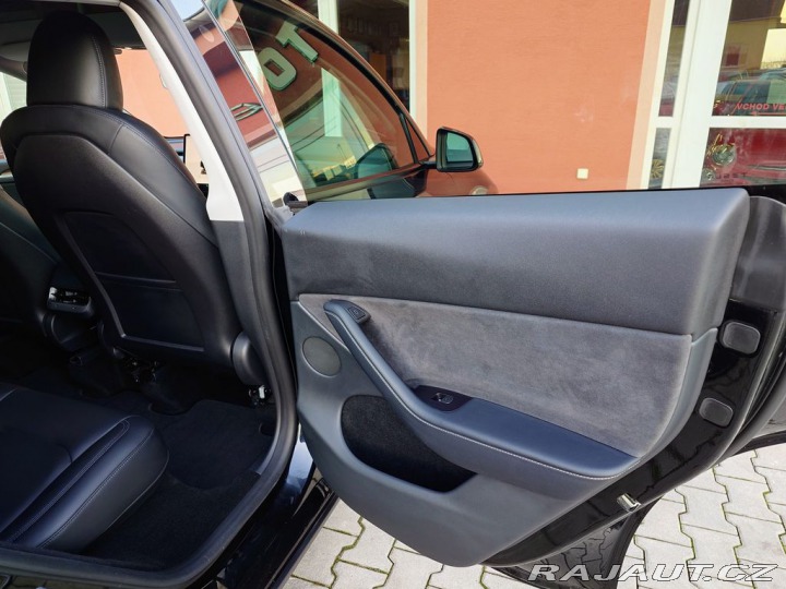 Tesla Model Y Performance 393 kW SOH 2023