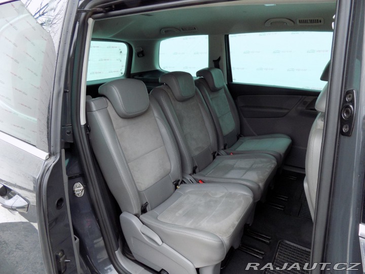 Volkswagen Sharan 2.0TDI/7míst/DSG/Bi-xenon 2011