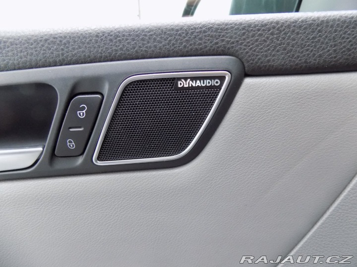 Volkswagen Sharan 2.0TDI/7míst/DSG/Bi-xenon 2011