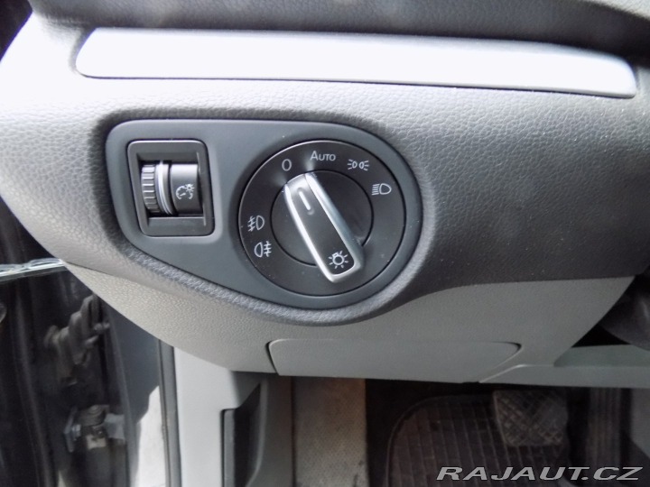 Volkswagen Sharan 2.0TDI/7míst/DSG/Bi-xenon 2011