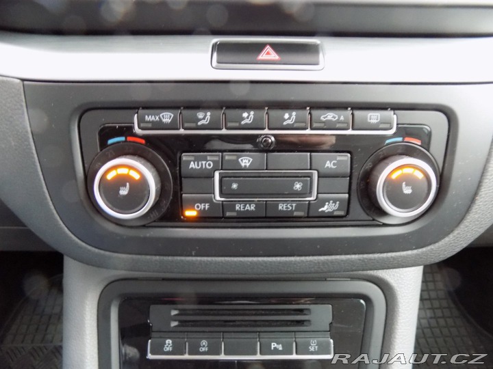 Volkswagen Sharan 2.0TDI/7míst/DSG/Bi-xenon 2011