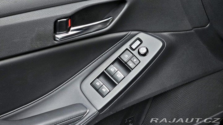 Toyota Ostatní modely AVALON XLE 2.5 HYBRID 2019