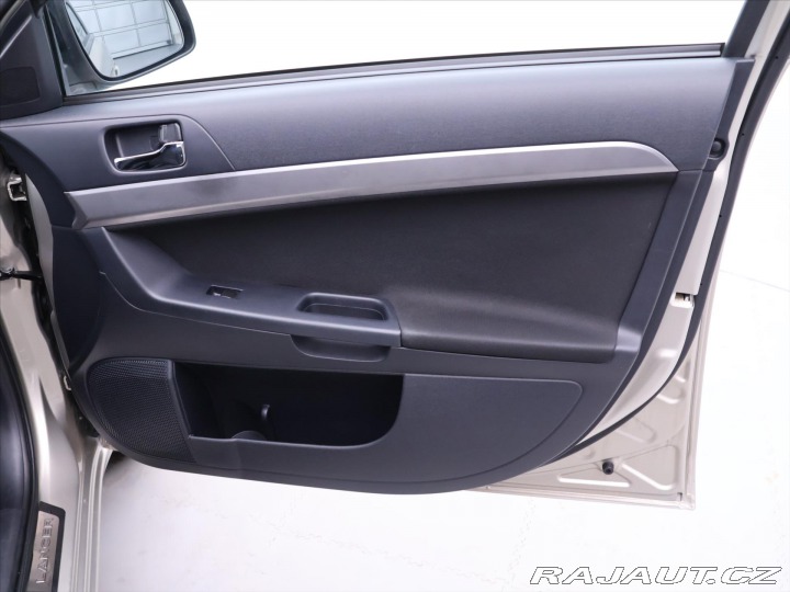 Mitsubishi Lancer 1,8 i 105kW Aut.klima 2010