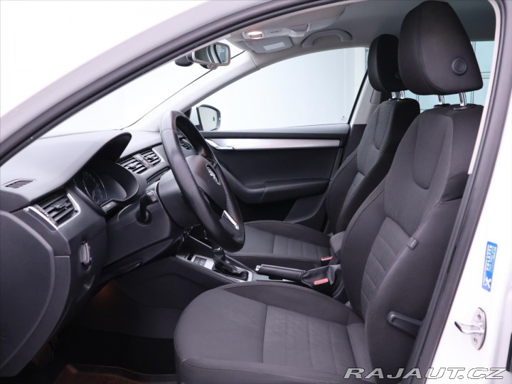 Škoda Octavia 1,6 TDI 77kW DSG Elegance 2014