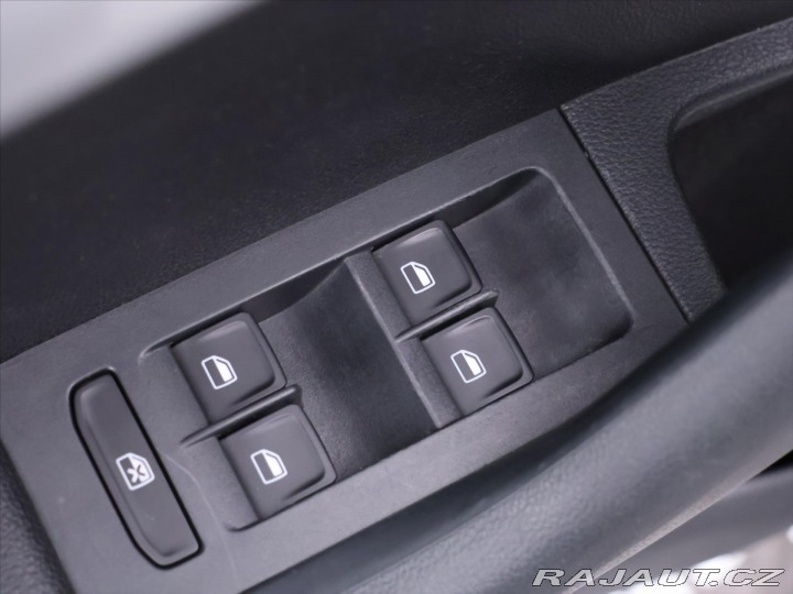 Škoda Octavia 1,6 TDI 77kW DSG Elegance 2014