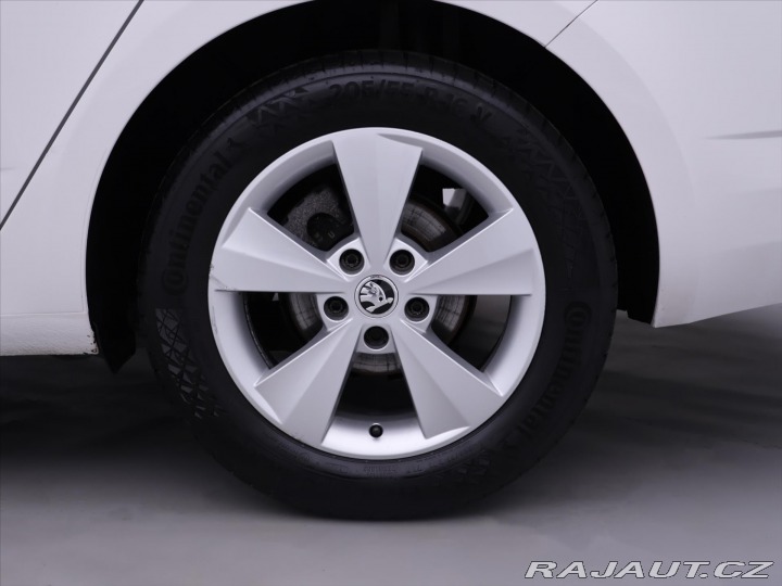 Škoda Octavia 1,6 TDI 77kW DSG Elegance 2014