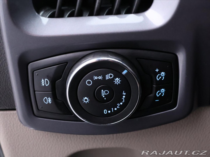 Ford Tourneo Custom 2,0 TDCi 96kW Klima CZ 9- 2017