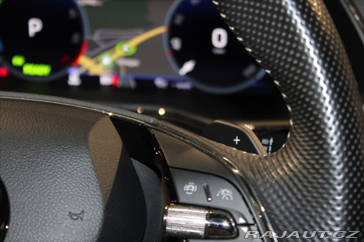 Škoda Superb iV DSG Sportline  5let/10 2023