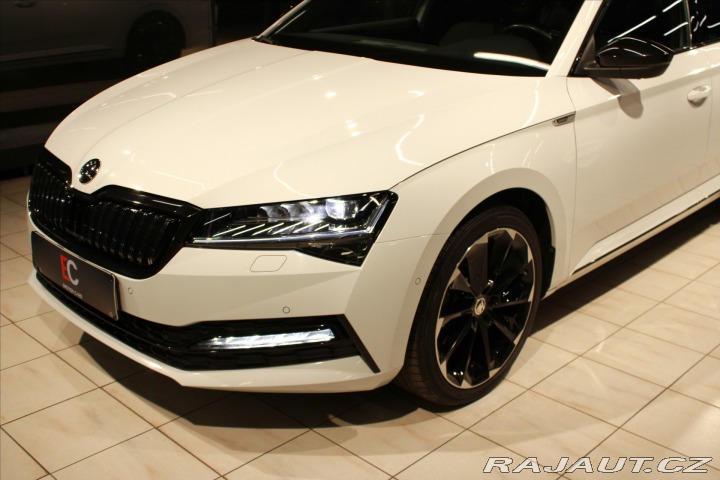 Škoda Superb iV DSG Sportline  5let/10 2023