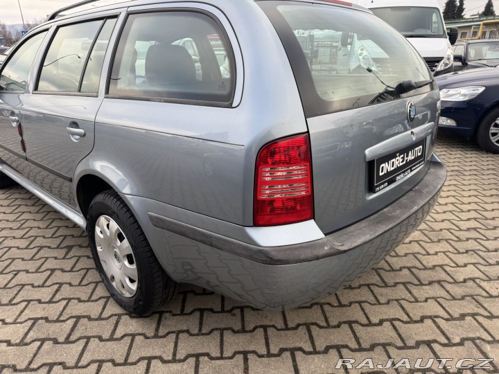 Škoda Octavia 1,6 MPI 75 KW KM 2. MAJ 2002