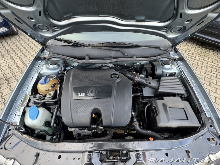 Škoda Octavia 1,6 MPI 75 KW KM 2. MAJ 2002