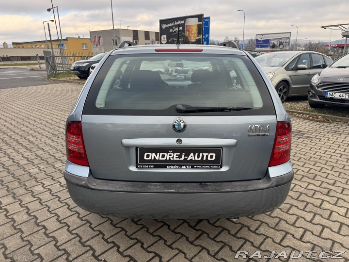 Škoda Octavia 1,6 MPI 75 KW KM 2. MAJ 2002