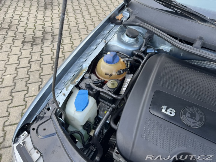 Škoda Octavia 1,6 MPI 75 KW KM 2. MAJ 2002