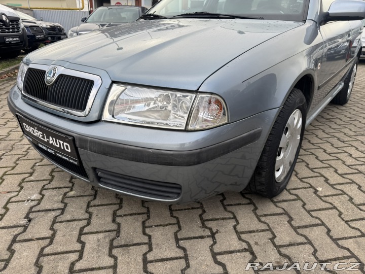 Škoda Octavia 1,6 MPI 75 KW KM 2. MAJ 2002
