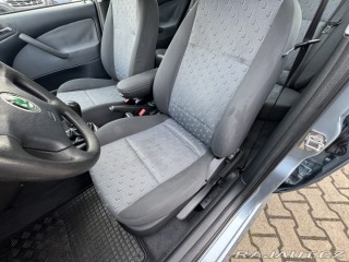 Škoda Octavia 1,6 MPI 75 KW KM 2. MAJ 2002