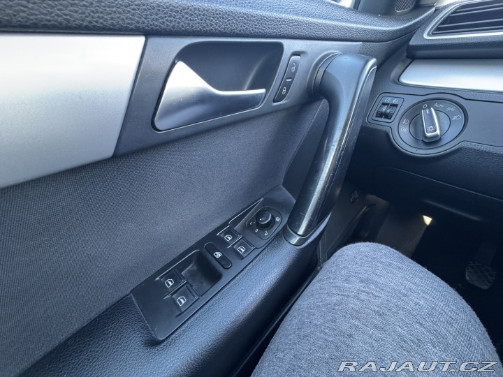 Volkswagen Passat 1,6 TDI 77 KW ROZVODY STK 2011