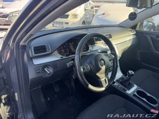 Volkswagen Passat 1,6 TDI 77 KW ROZVODY STK 2011
